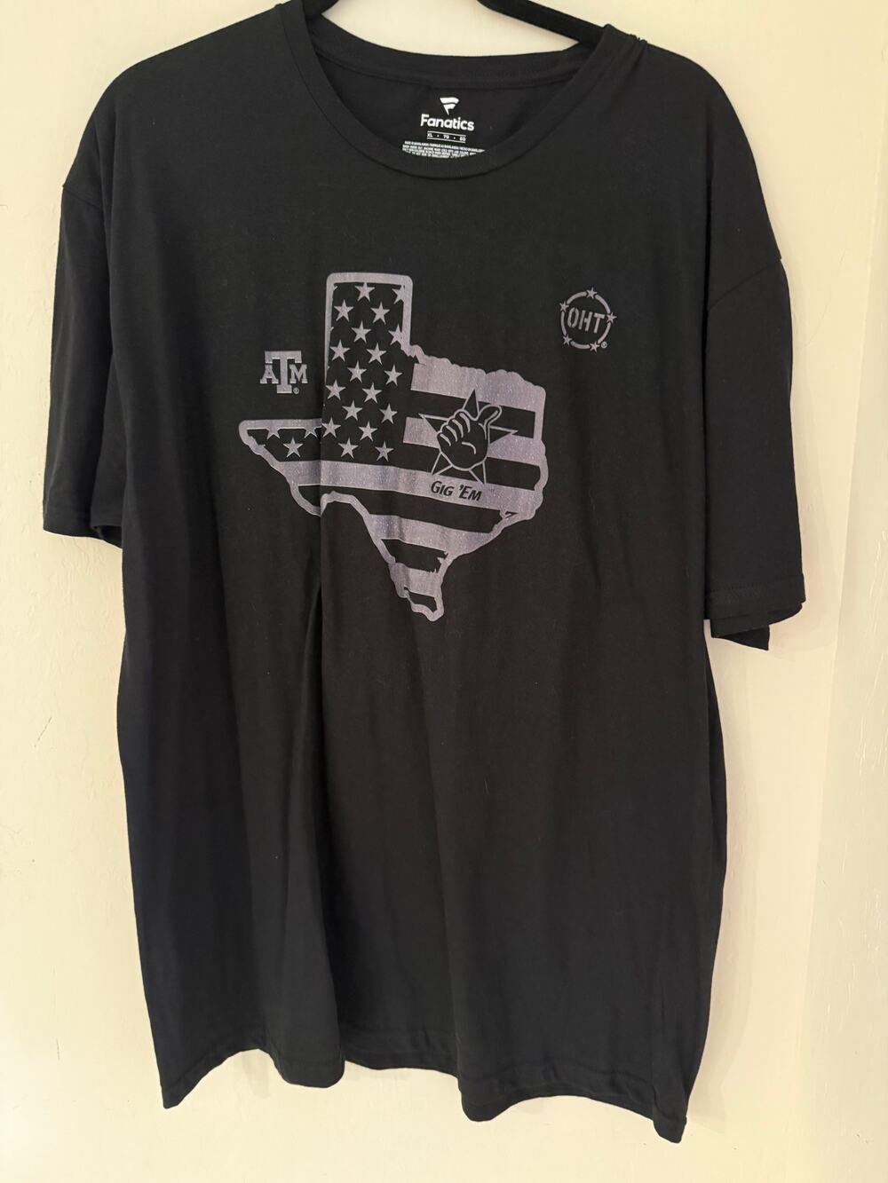 Men's Fanatics OHT Texas A&M Aggies -Gig 'Em/Map Black T-shirt -Size XL-NWOT